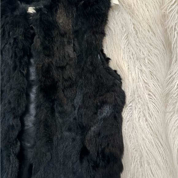 100% Rabbit Fur Vest - Picture 6 of 6